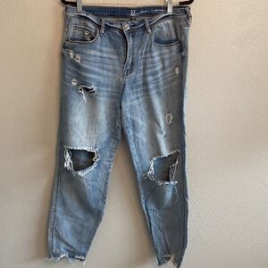 New York & Company- Cruvy High rise Boyfriend Distressed- medium wash- Size 14